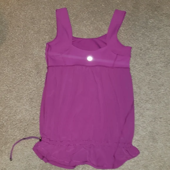 Lululemon Tank Top with a cinched waist - Picture 10 of 13